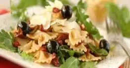 Mediterraner Pasta-Salat