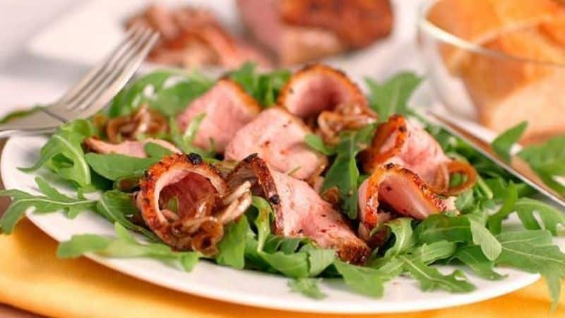 Entenbrust auf Rucola