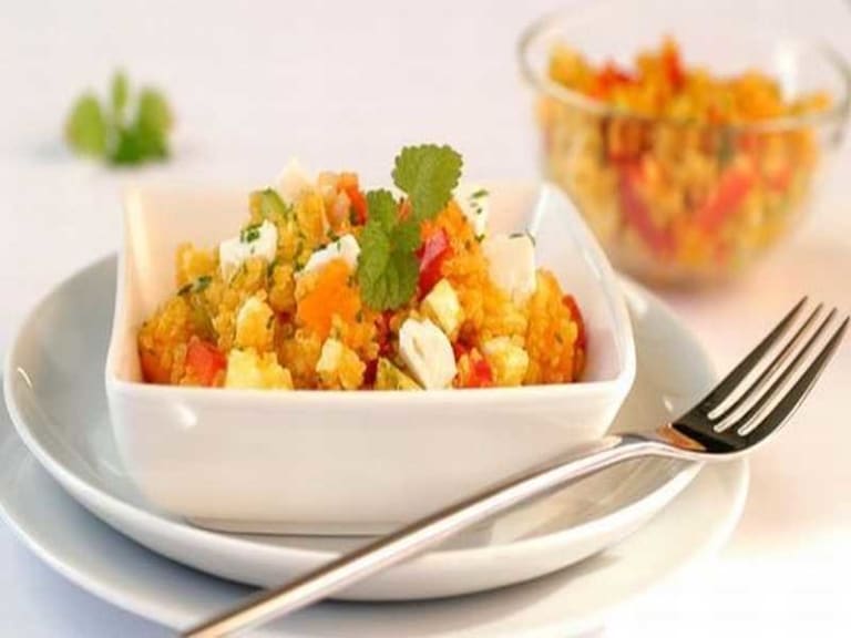 Quinoa-Kürbis-Salat mit Feta Rezept