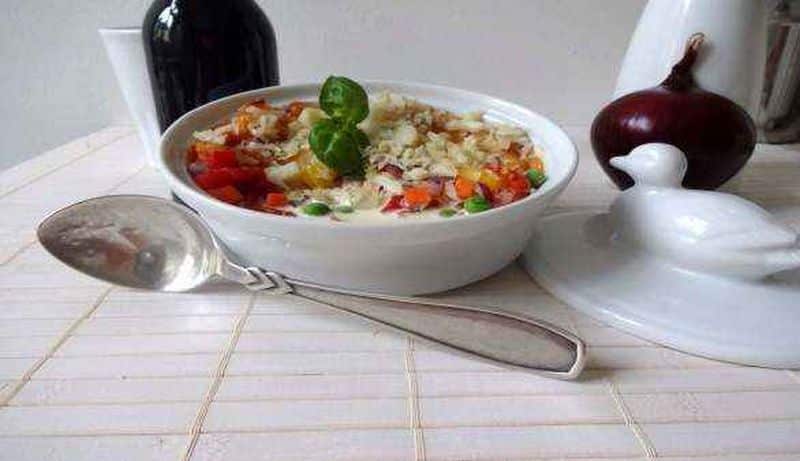 Vegane Lasagne mit Macadamia-Topping 