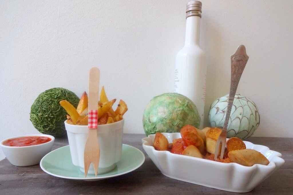 Vegane Currywurst mit Rosmarin-Pommes