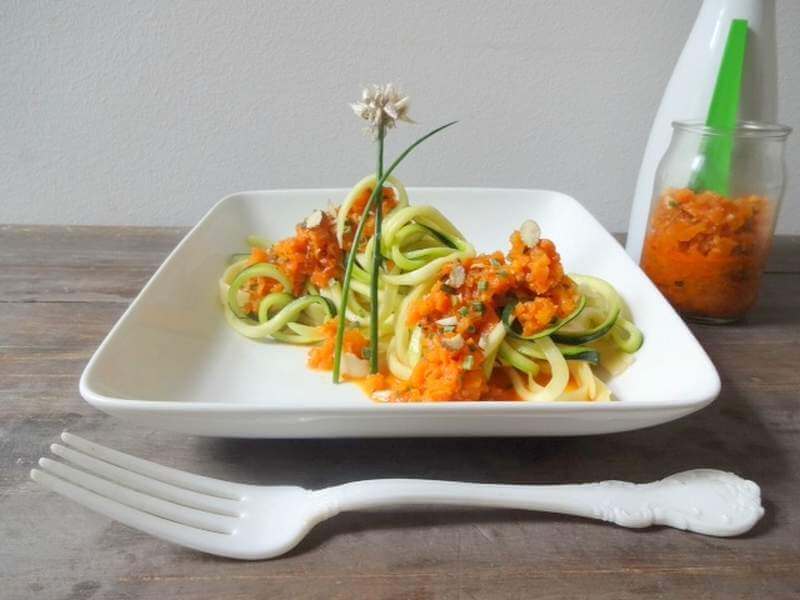 Zucchini-Tagliatelle