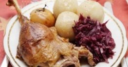 Rotkraut und Knödeln