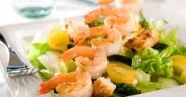 Salat mit Shrimps