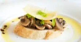 Crostini di funghi