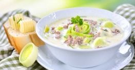 Käse-Lauch-Suppe mit Hackfleisch