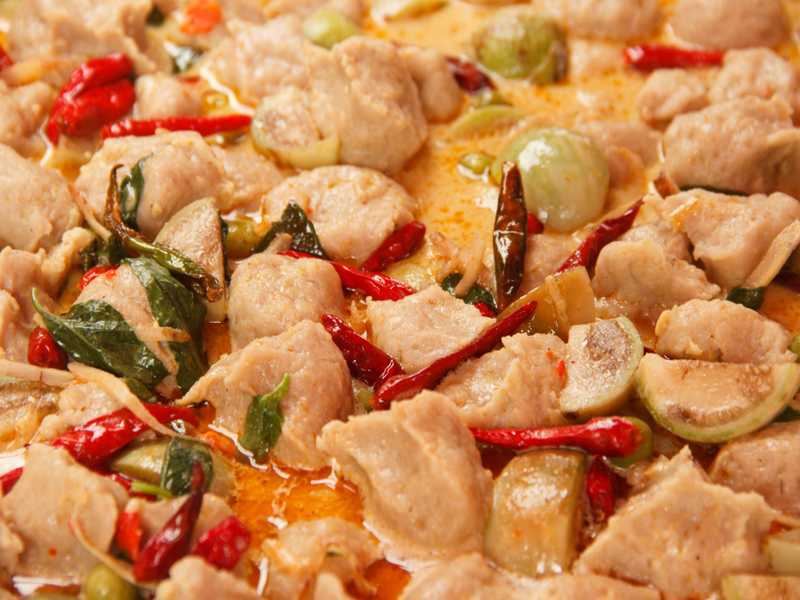 Thai Curry mit Huhn und Paprika