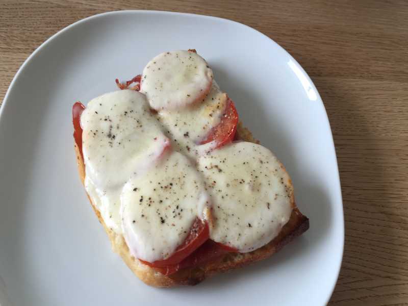 Tomaten Mozzarella Baguette