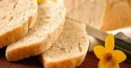 Eckliges Brot mit Backpulver