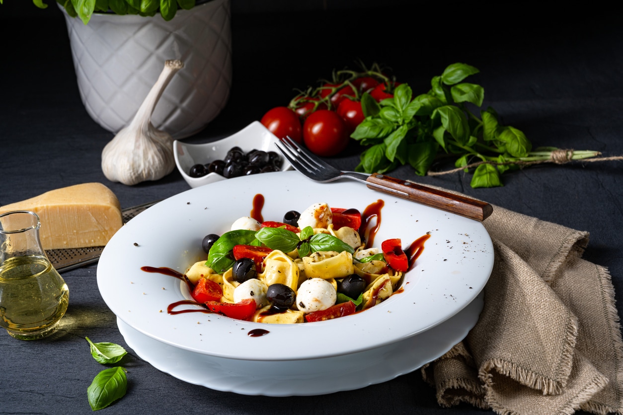 Tortellinisalat