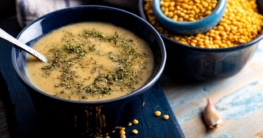 Linsensuppe mit gelben Linsen
