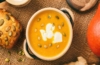 Kürbissuppe mit Ingwer und Kokosmilch