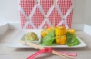Gebratener Maiskolben mit Avocado-Orangen-Dip
