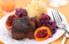 Gebratene Gans mit Kartoffelknödel und Rotkraut